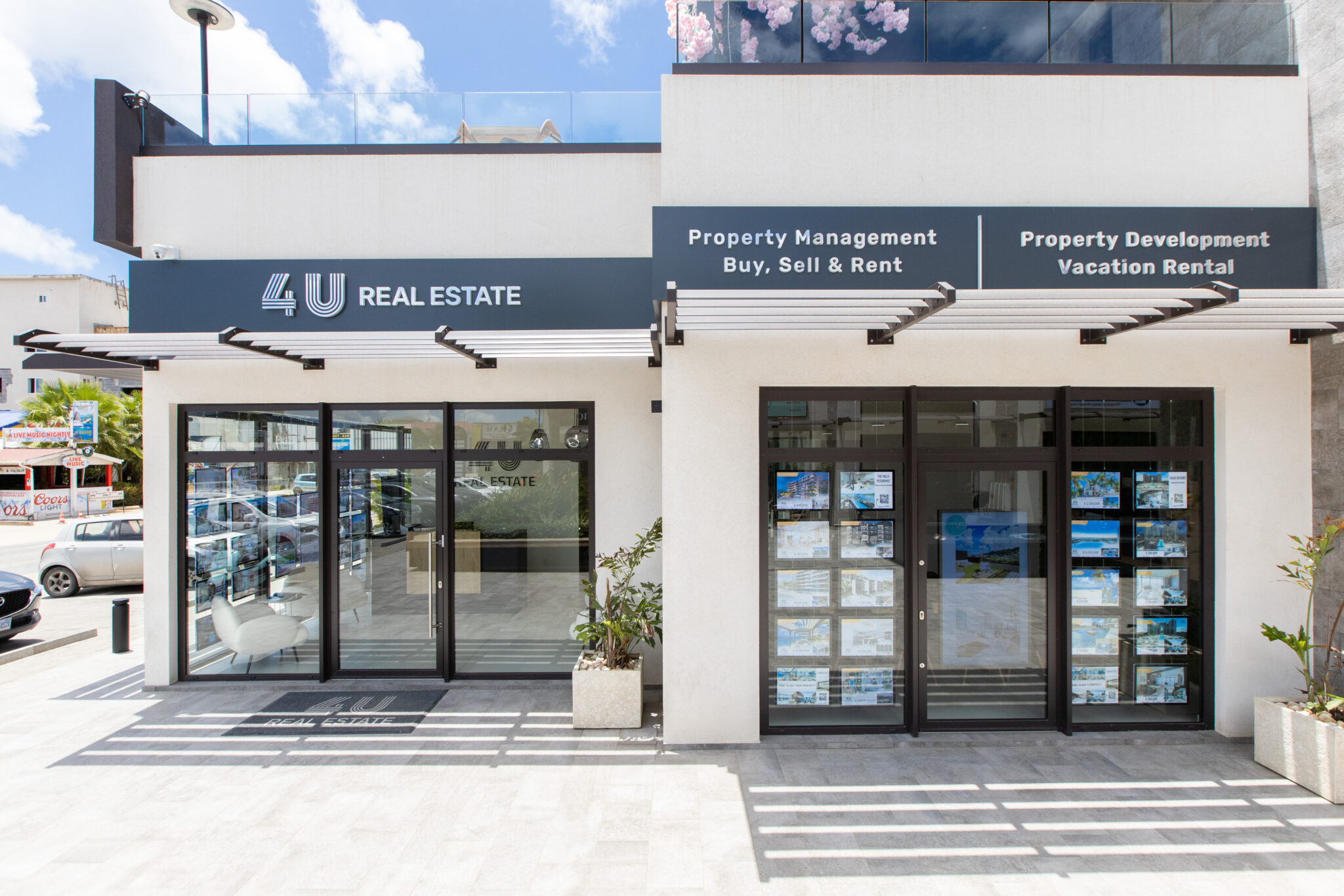 4U real estate agence Immobilière Sint Maarten Saint Martin